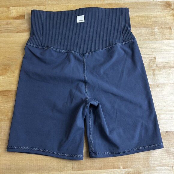 Vuori Rib Studio Short Women’s Biker Gray High Rise 6" Inseam Size XS - Picture 2 of 6